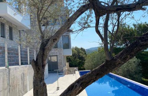 Lustica Appartement | MONGOOSE