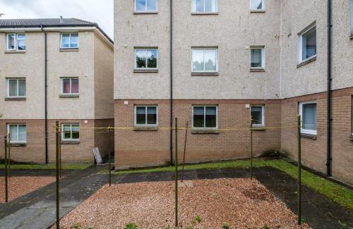 Coatbridge Appartement | Monicas Apartment Lovely ground floor 2 bedroom serviced apartment