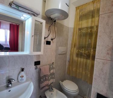 Pisa City Centre Appartement | Monolocale Lungarno