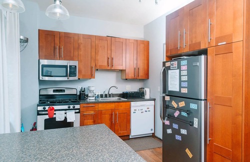 Allegheny-West Appartement | MONOPOLY - Prime-Location - Walkable - Sleeps 6