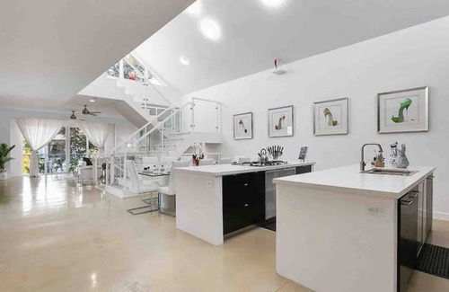 Downtown Fort Lauderdale Maison | Monroe Mansion Las Olas Downtown House Pool Sleeps 14