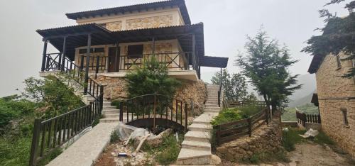 Synikia Mesi Trikalon Appartement | Mont Rock