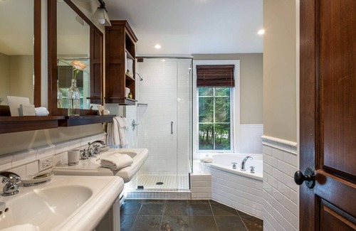 Mont-Tremblant Hôtel | Mont-Tremblant - Château Beauvallon - Suite de 4 Chambres à Coucher