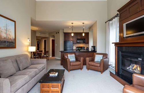 Mont-Tremblant Hôtel | Mont-Tremblant - Château Beauvallon - Suite de 3 Chambres à Coucher