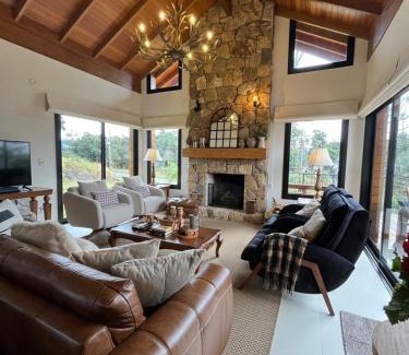 Vale das Colinas Maison | Montagna Gramado House