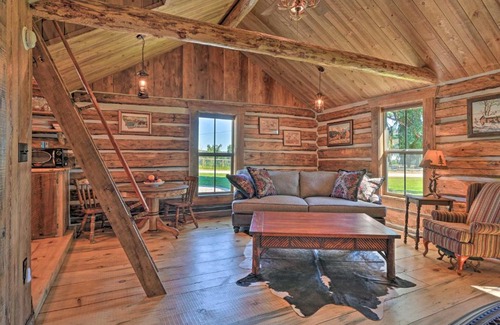Hamilton Maison | Montana Retreat Original Hamilton Log Cabin!