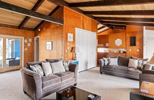 Culloden Shores Maison | Montauk Surf by the Sound