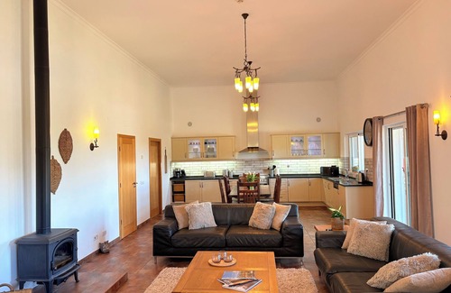 Calicos Villa | Privée, individuelle Conçu avec Villa, chauffage solaire Piscine d'eau salée,