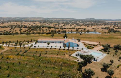 Vila Vicosa Cabine | Monte dos Cordeiros