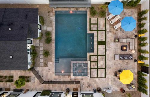 Arcadia Lite Maison | Montecito Luxe Home - 3-Villa Retreat with Pool Courtyard