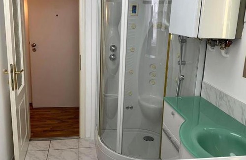 Linz Appartement | Montel PARK - Linz Danube River