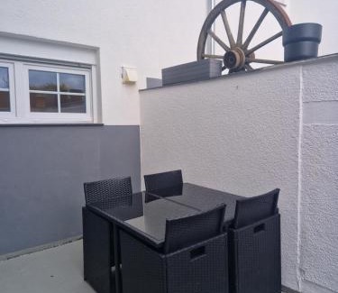 Lage Appartement | Monteur- Ferienwohnung Lage Kachtenhausen