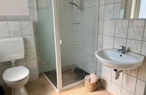 Oberhausen-Rheinhausen Maison | Monteur- und Arbeiterunterkunft Adlerstraße