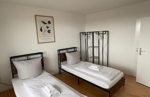 Ludwigshafen-Friesenheim Appartement | Monteurs Wohnung über den Dächern der Stadt