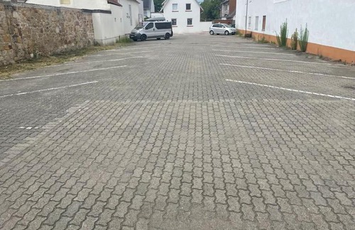 Hassloch Appartement | Monteursparadies 4 DZ, 2 Bäder, einfach gut
