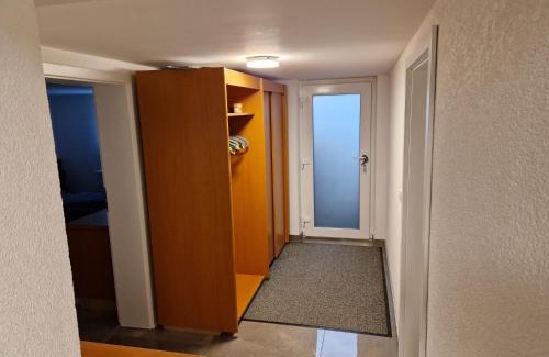Muggensturm Maison | Monteurzimmer- Kellerwohnung mit GemeinschaftsBad und Küche BEI RASTATT