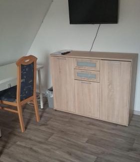 Halle Maison | Monteurzimmer MZ-Malec