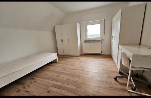 Siegen Maison | Monteurzimmer - Privatzimmer Unterkunft Siegen zentrale Lage mit Ausblick