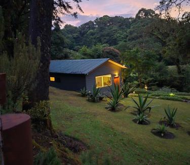 Quebrada Grande Maison | Monteverde Casa Mia, near main attractions and town!