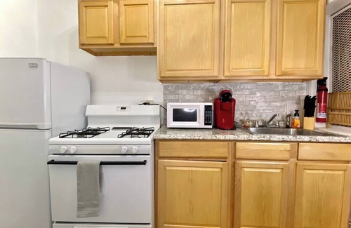 Midtown Appartement | Monthly Stays/Quiet, Professional & Fully Equipped