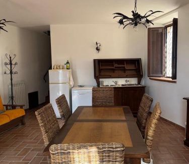Valfornace Maison | Monti Sibillini House
