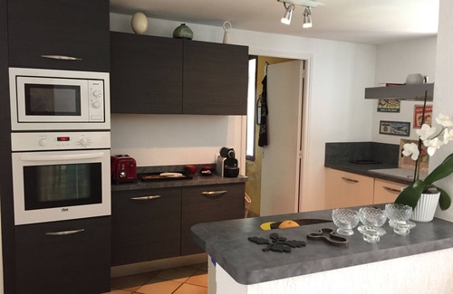 Hopitaux-Facultes Villa | Montpellier villa 8 personnes dans un quartier calme, piscine privée