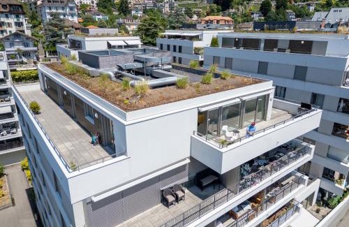 Busserach Appartement | Montreux CH 4 bedrooms,4 bathrooms 8-10 pers