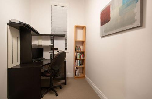 Mount Barker Maison | Monument House