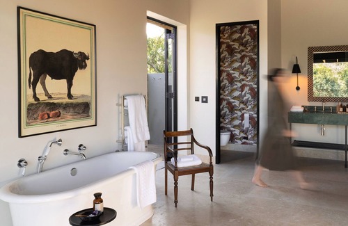 Thorny Bush Game Reserve Cabine | Monwana