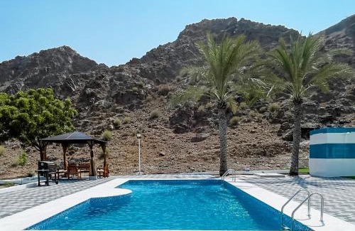 Dadna Maison | Moon mountain farm in dibbah استراحة قمر الجبل في دبا