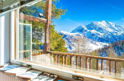 Cesana Torinese Chalet De Ski | Moon Mountains Chalet/private SPA upon request/direct access to ski slopes