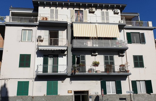 Pozzuoli Appartement | La faute de la lune - toute la faute de la lune Pozzuoli, Naples