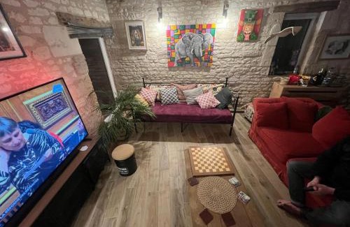 Courchamps Maison | Moonlight cottage france