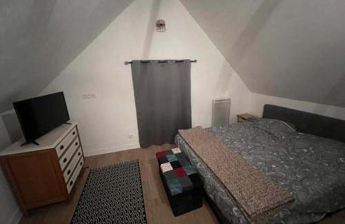 Courchamps Maison | Moonlight cottage france