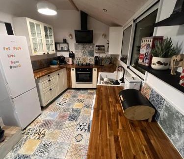 Courchamps Maison | Moonlight cottage france