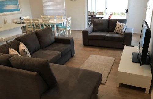 Moonta Bay Maison | Moontana