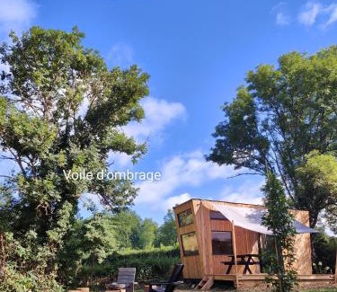 Saint-Jacques-d'Ambur Chalet De Ski | Moose home Tiny house AMBUR