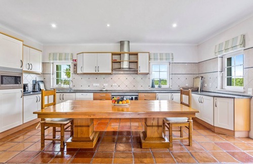 Silves Villa | Moradia Silves - Six Chambres Villa, Couchages 12