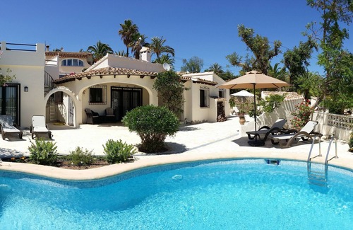 Benimeit Villa | Moraira - Sabatera: magnifique villa plain-pied style espagnol vue mer et nature