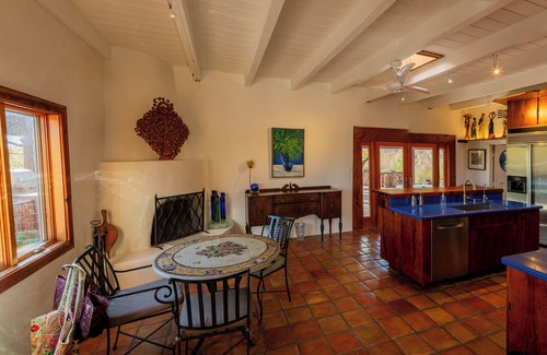 Tubac Maison | Plus "personnalisé" que personnalisé ... 10 acres; Un trésor pour les ornithologues amateurs