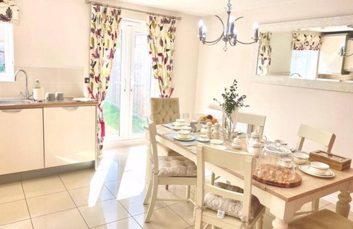 Oldbury Maison | More than just a bed!