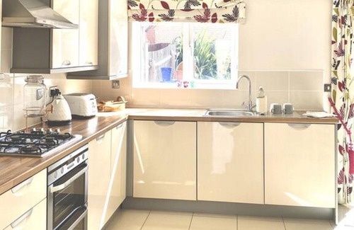 Oldbury Maison | More than just a bed!