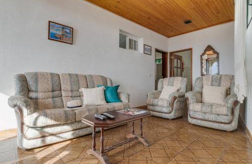Canical Maison | Moreira House by Atlantic Holiday