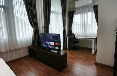 Bang Bua Thong Maison | Mork Sky Walker