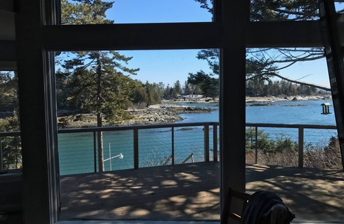 Harpswell Maison | "Morningside" Belle maison au bord de l'eau, c'est l'endroit idéal pour les escapades d'hiver
