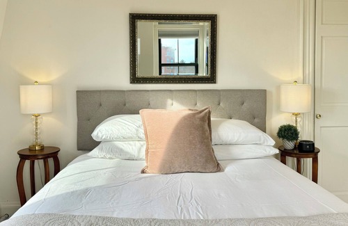 Parkside Hôtel | Morrill Mansion Inn | 5 | Self Check In | Parking