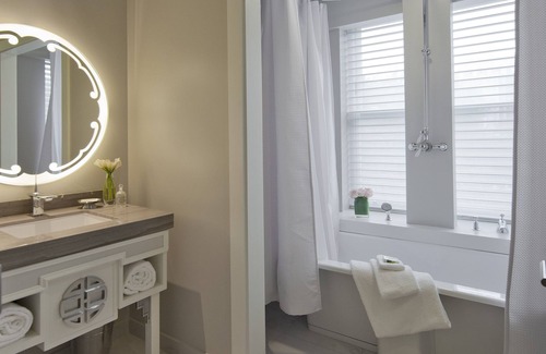 Mount Vernon Square Hôtel | Morrison Clark Historic Inn