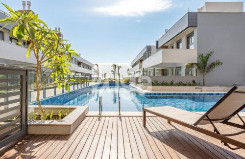 Morro das Pedras Appartement | Morro Pedras : Jacuzzi Privé et Piscine Façon Reso