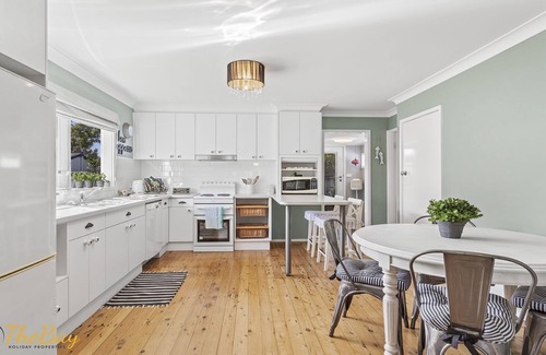 Lemon Tree Passage Maison | Morton Cottage at Lemon Tree - Pet Friendly - Walk to Water
