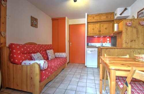 Morzine Appartement | Morzine : Charmant 2 pièces avec mezzanine, 4-5 pers., proche télécabine, parking inclus - FR-1-524-132